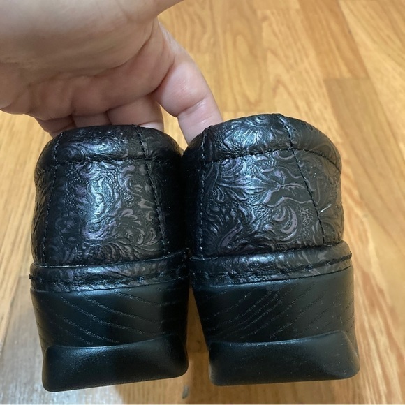 KLOGS FOOTWEAR Naples collection Clogs. Great for workers on their feet a lot 7 - Picture 13 of 14